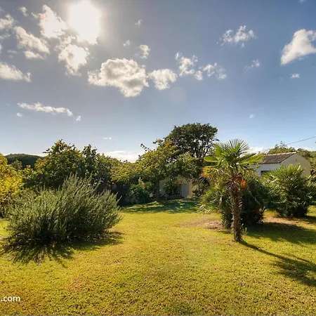 Chez Bernard Et Brigitte Labbe Oda ve Kahvaltı Pianottoli-Caldarello (Corsica)